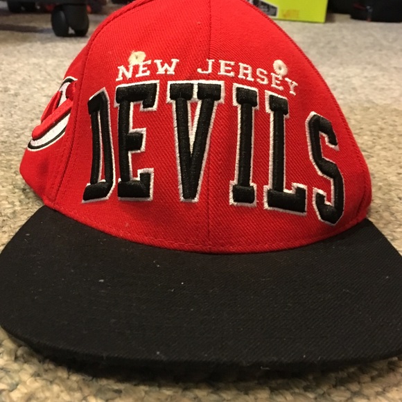 NHL new Jersey devils snapback hat - Picture 1 of 3