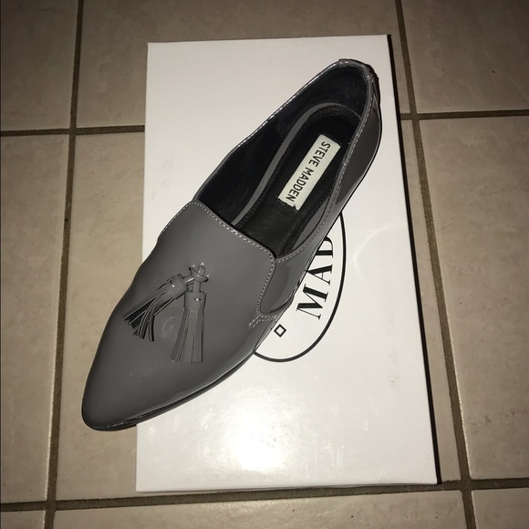 SOLD! Grey Patent Leather Steve Madden loafers - Picture 1 of 4