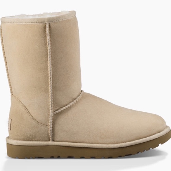 UGG short boots