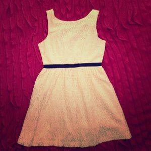 EVERYTHING MUST GO 🔥 lace dress