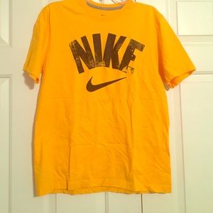 Nike tee shirt