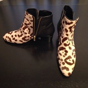NWOT - The Mode Collective Booties
