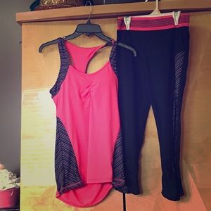 Black and Pink Workout Outfit