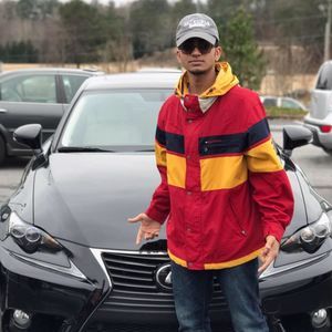 Meet your Posher, Bennett