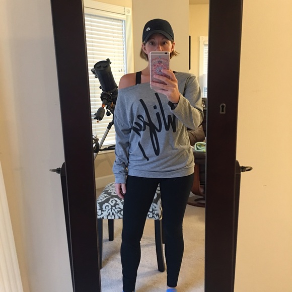 🚨Last one size Small🚨 - Picture 3 of 4