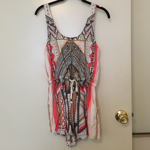 MINKPINK Mayan tribal romper - size small - Picture 3 of 4