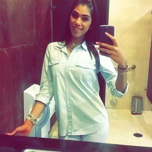 Meet your Posher, Yusleidy