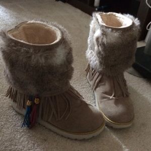 Women's American Indian tribal fringe tassel boots