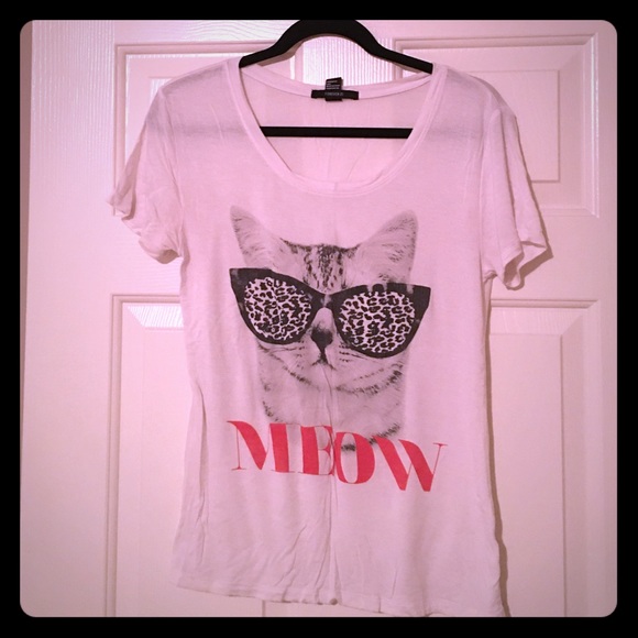 Meow graphic tee shirt