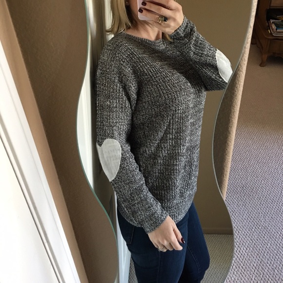 ✨LAST ONE! Gray Knit Sweater W/ Heart Elbow Patch✨ - Picture 2 of 4