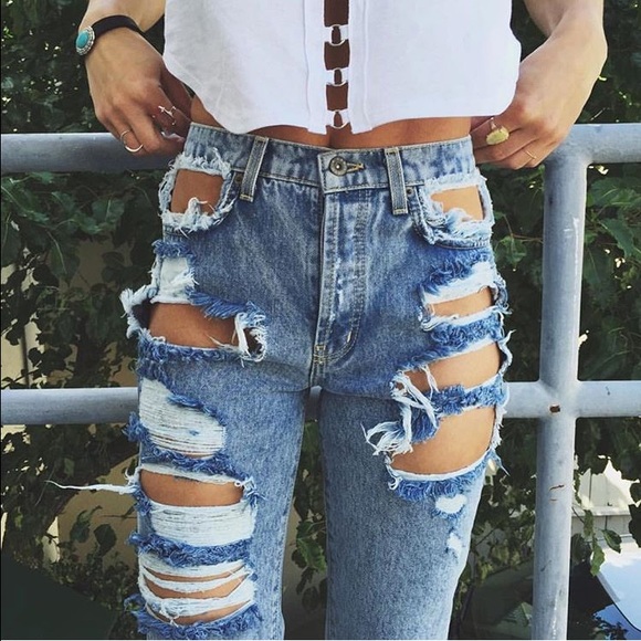 Carmar Destroyed Denim