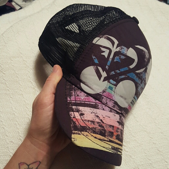 Super cute Roxy hat!