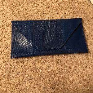 Oversized Textured navy blue clutch