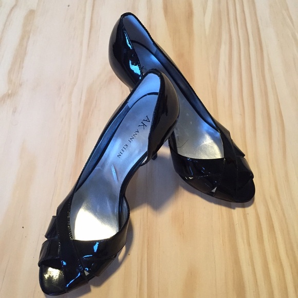AK • Black Heels