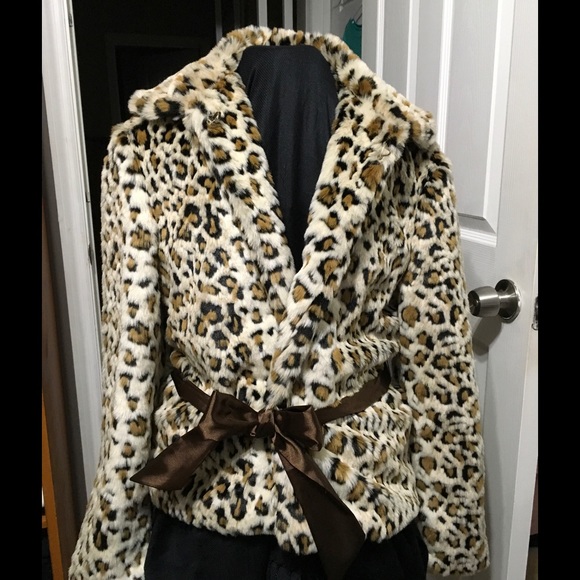 Leopard Print Dinner Jacket - Picture 2 of 4