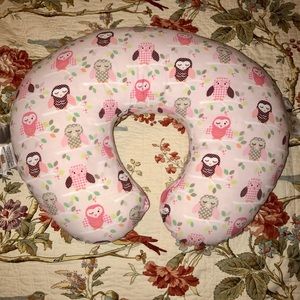 Boppy Bare Naked Pillow with Slipcover Pink Owl