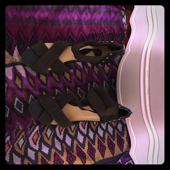 Brown strappy sandals!