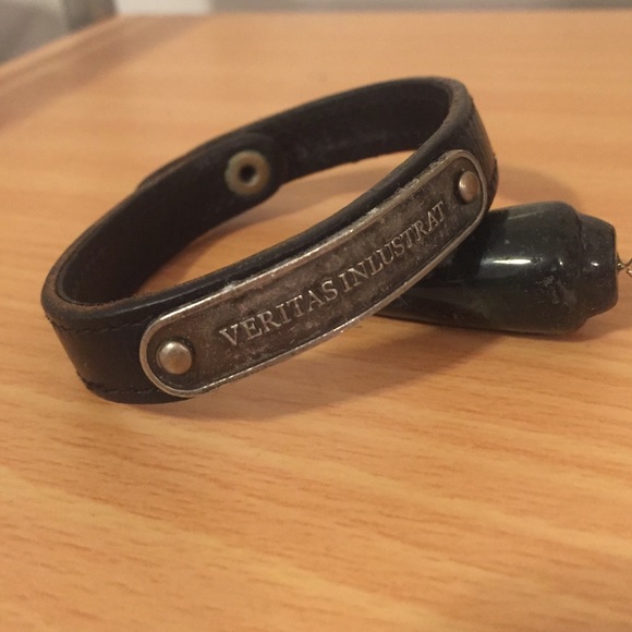 Marc Jacobs Latin 'Veritas Inlustrat' bracelet