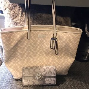 Authentic Coach Tote and Wallet.  White. Grey.