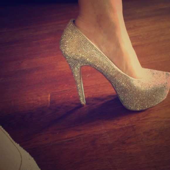 Rhinestone Betsey Johnson heels🖤
