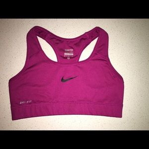 NIKE sports bra
