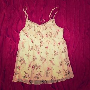 EVERYTHING MUST GO 🔥 floral tank top