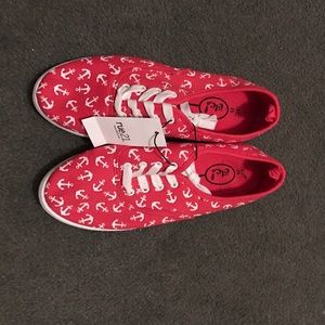 NWT rue 21 sneakers