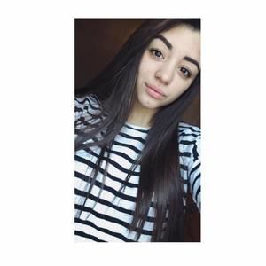 Meet your Posher, Abby