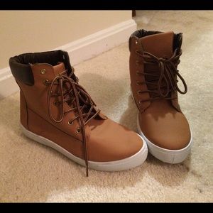 Women's brown Lace boots sneakers 7/8