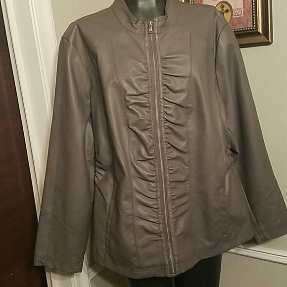 Jacket - Picture 2 of 3