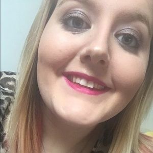 Meet your Posher, Makenzie