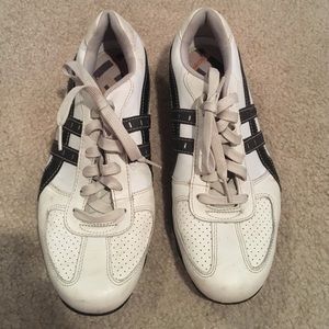 Men's sketched sneakers