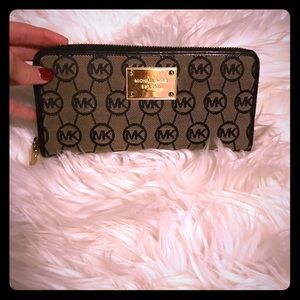 Authentic Michael Kors Wallet