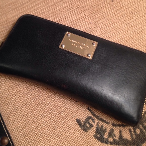 Michael Kors black wallet