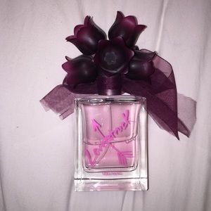 Lovestruck perfume by Vera Wang