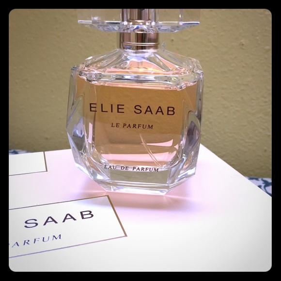 Elite Saab Le Parfum Eau de Parfum gift set