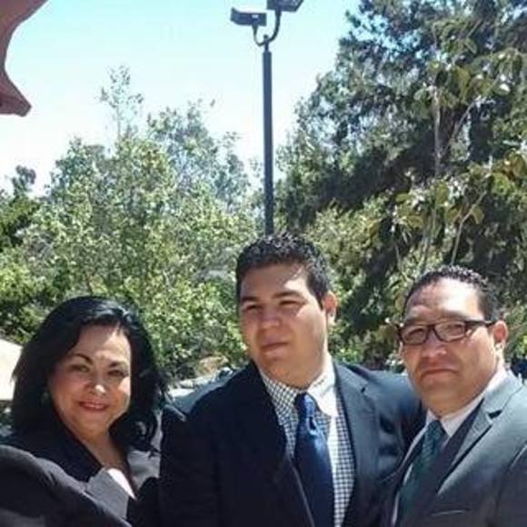 Meet your Posher, Luis - Picture 1 of 1