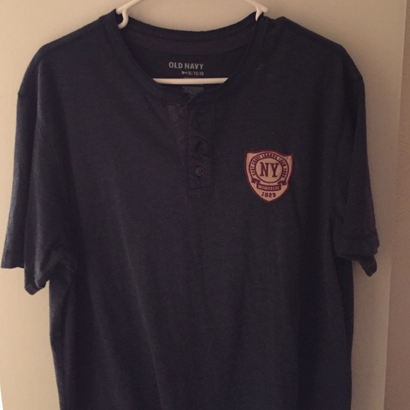 Old Navy XL short sleeve blue henley