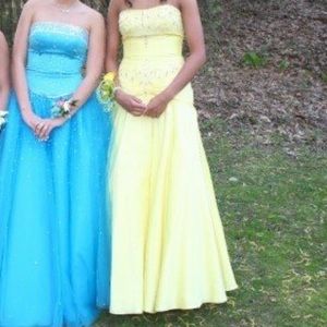 Yellow prom dress