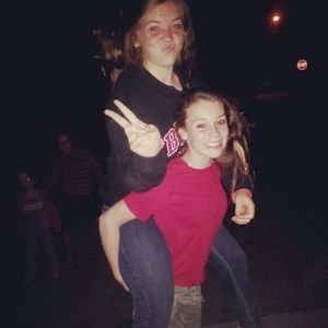 Meet your Posher, Briana