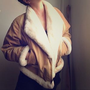 Leather vintage style bomber jacket