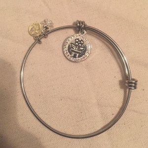 Love this life "daughter" bracelet