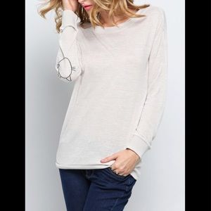 😸JUST IN!😸New! Gray Long Sleeve Embroidered Top