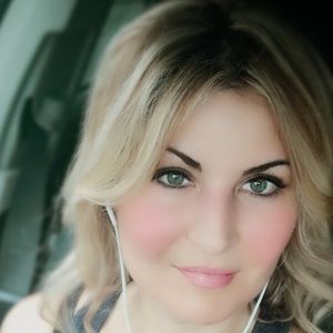 Meet your Posher, Nahla