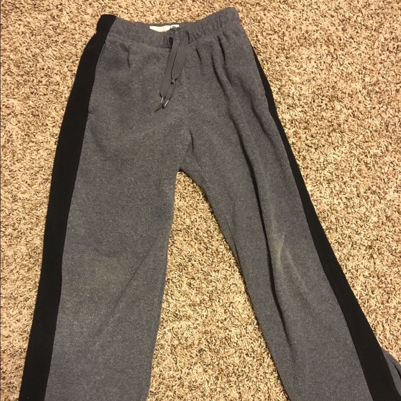 Grey Old Navy sweat pants