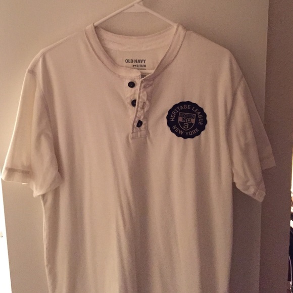 Old Navy XL cream colored short sleeve henley.