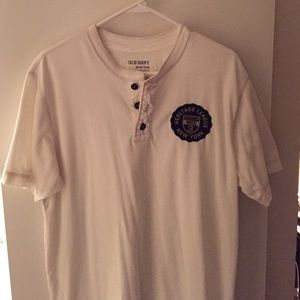 Old Navy XL cream colored short sleeve henley.