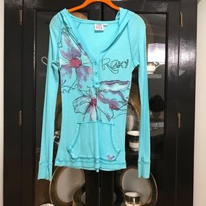 Long sleeve hooded tee