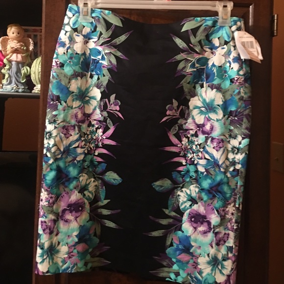 Pencil skirt