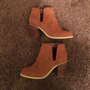 Suede Ankle Boots/Zara suede mini bag BUNDLE